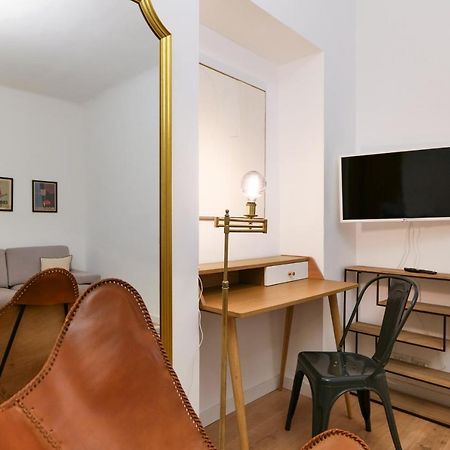 Contempora Apartments - Marcantonio Dal Re 40 Milan Bagian luar foto