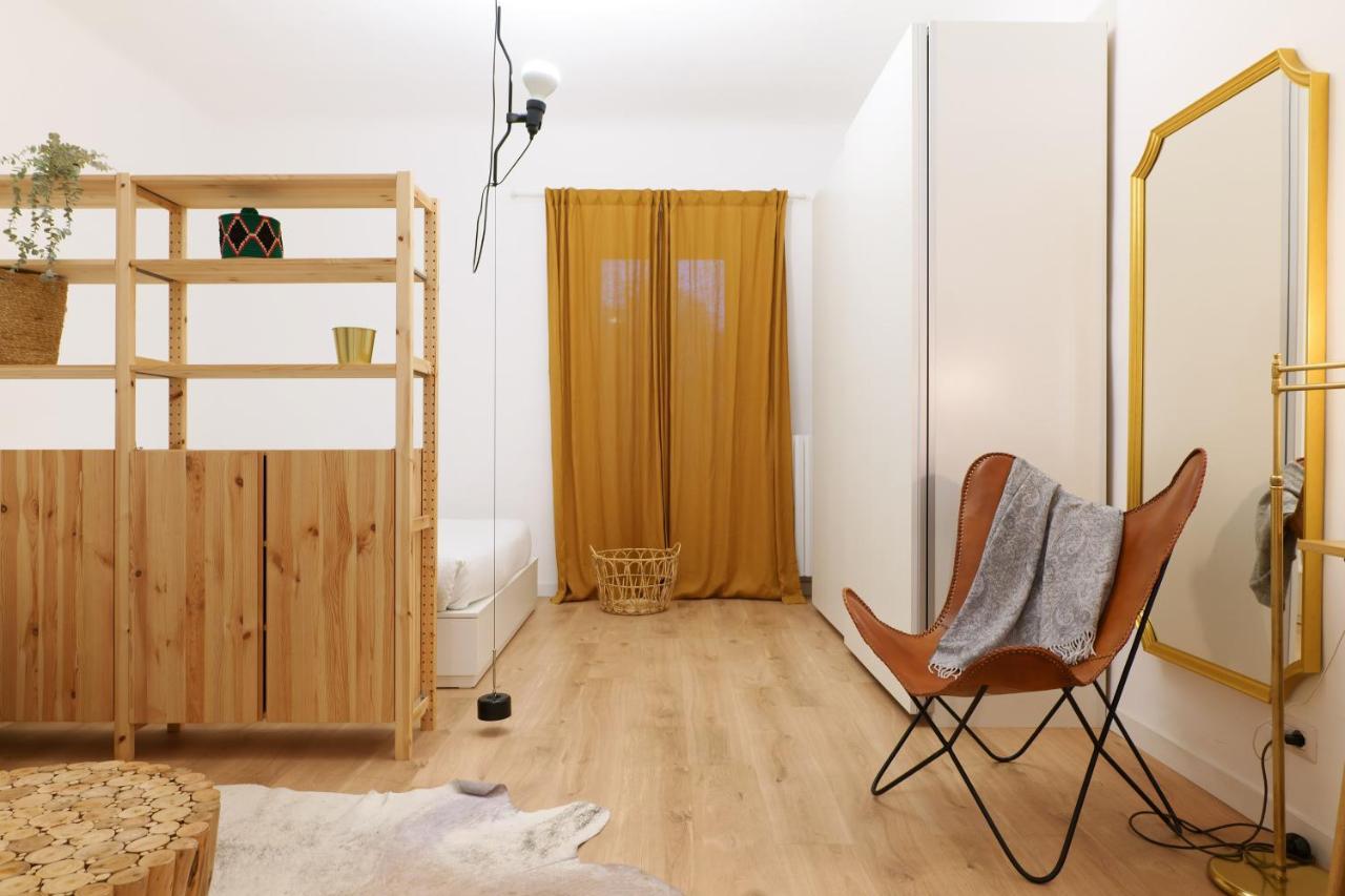 Contempora Apartments - Marcantonio Dal Re 40 Milan Bagian luar foto
